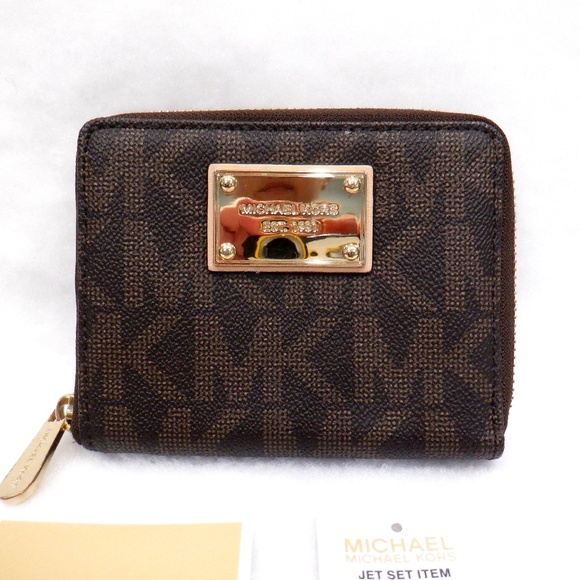 MICHAEL KORS Medium Zip Around Wallet - Picture 1 of 12